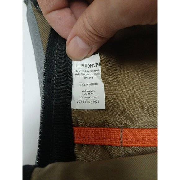LL Bean Fly Fishing Chest Pack Hard Compact Lightweight Fisherman Gear Bag - Picture 5 of 10